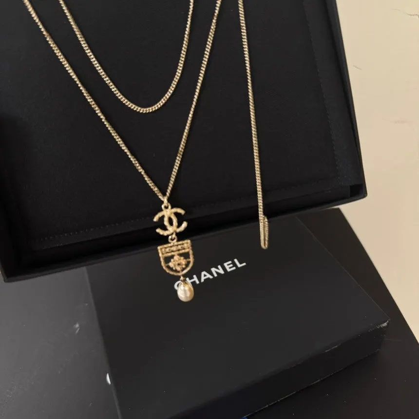 Chanel Gold Chain Pendant Necklace Pearl CC Logo Vintage