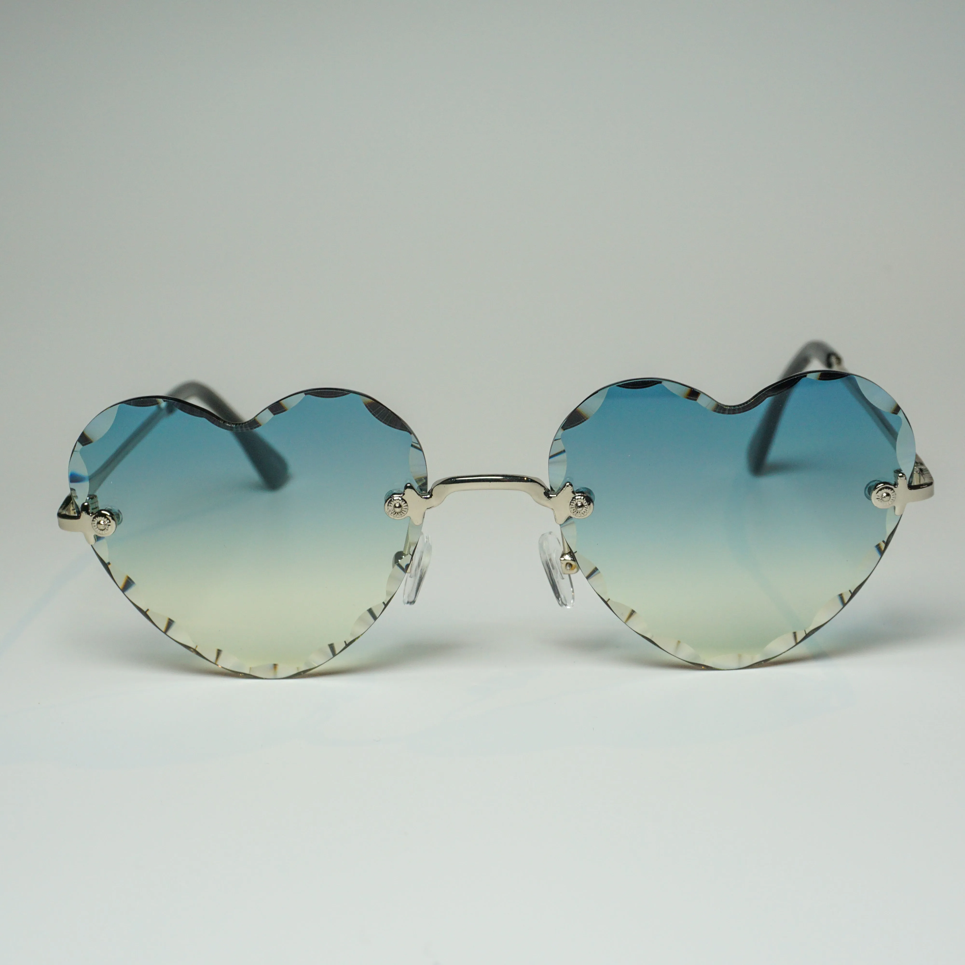 Love on Edge Rimless Heart Sunglasses