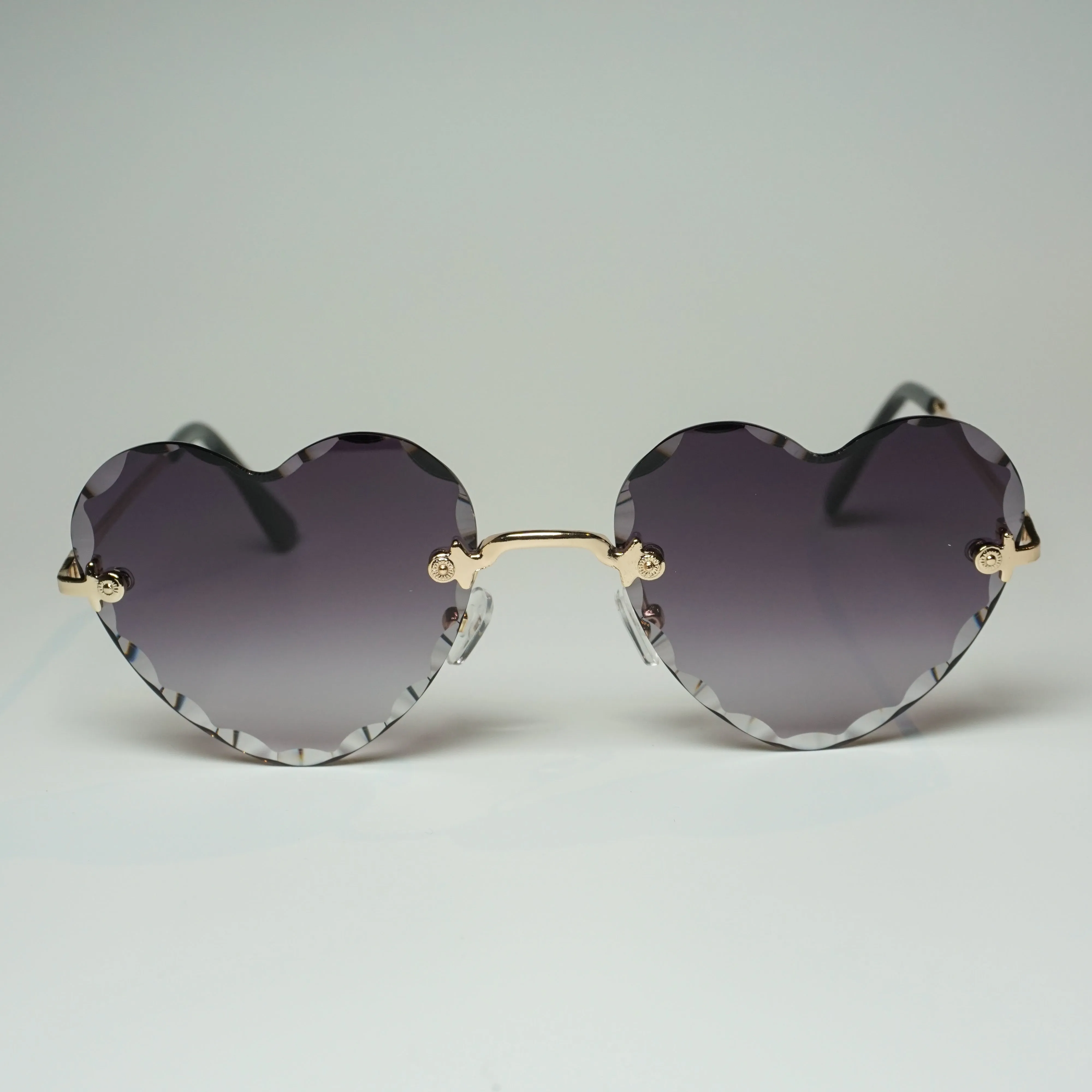 Love on Edge Rimless Heart Sunglasses