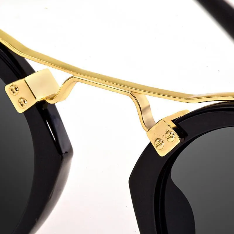 Oval Mirrored Lens Retro Sunglasses